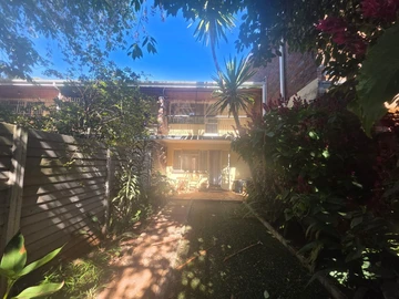 Furnished Duplex Garden Flat -Avondale