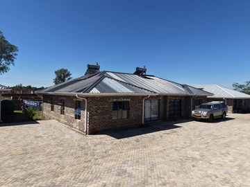 Family Haven: 3-Bedroom Cluster House in Prime Location